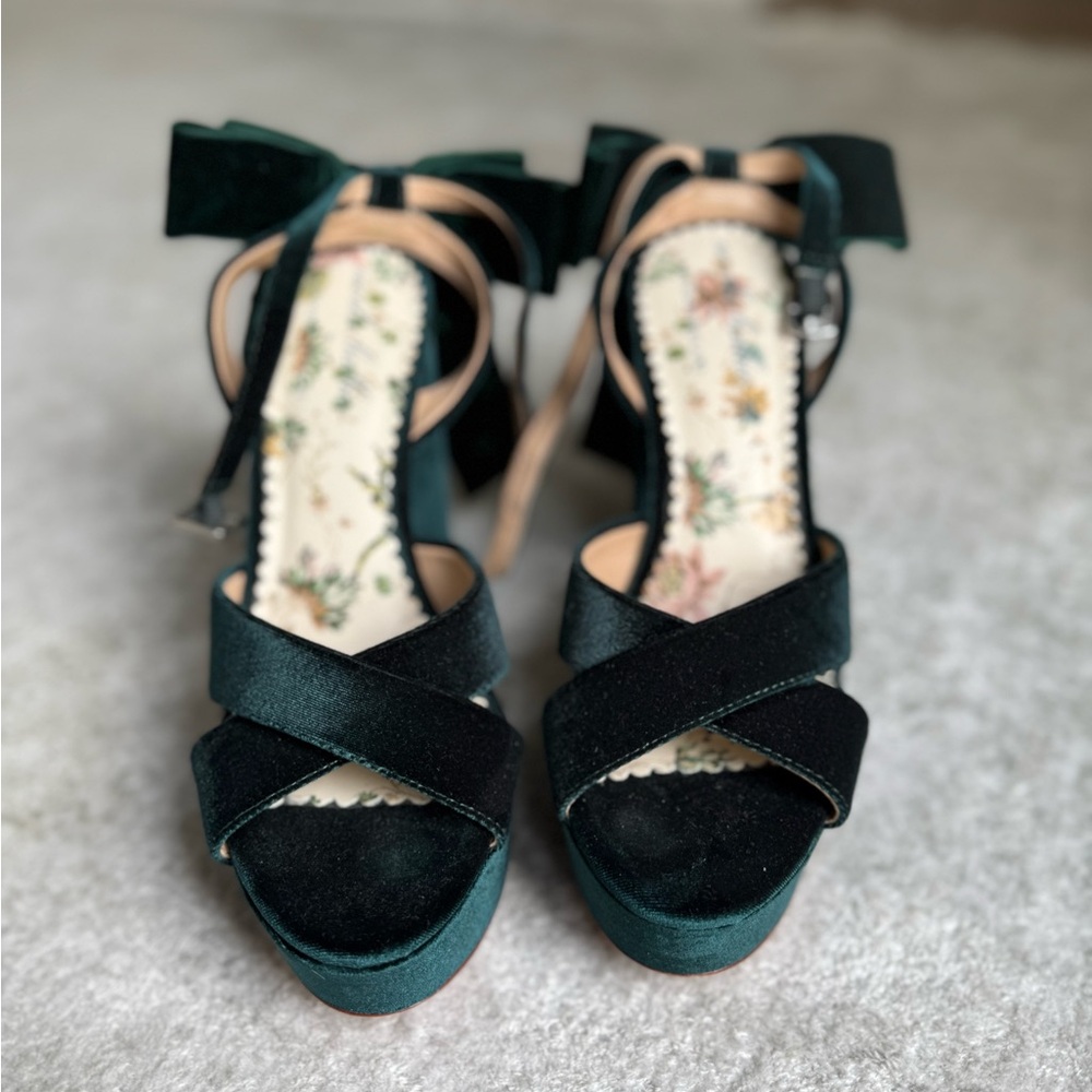 Velvet bow platform heels